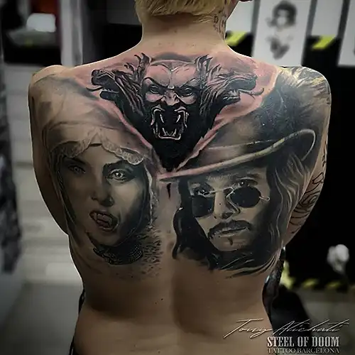 Espalda Dracula tattoo