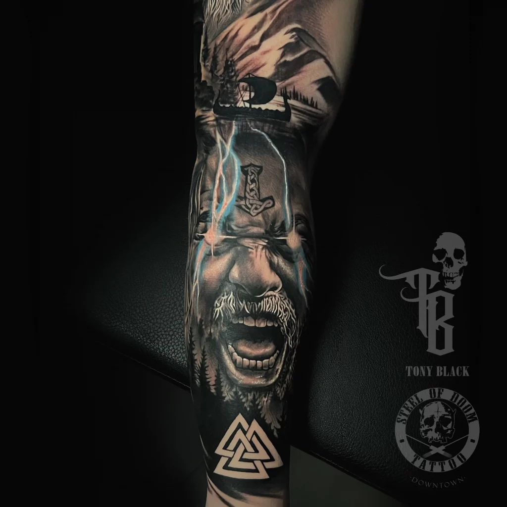 Tatuajes Vikingos REALISTAS en Barcelona - Steel of Doom Tattoo