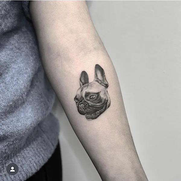 Tatuajes microrealismo en Barcelona por Yaiza de Castro
